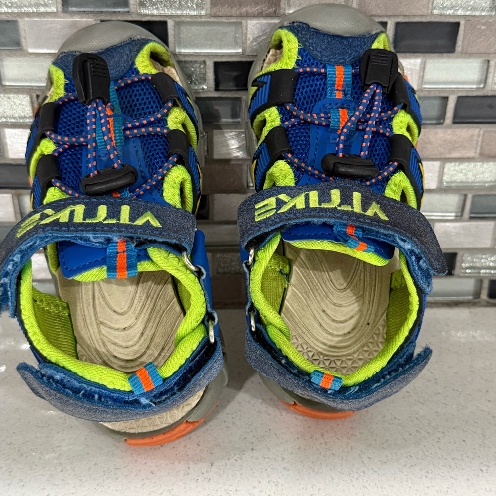 Bundle of 2 items /Kids Outdoor Sandals/Black & Blue and Green/boy size 6 - Picture 6 of 15